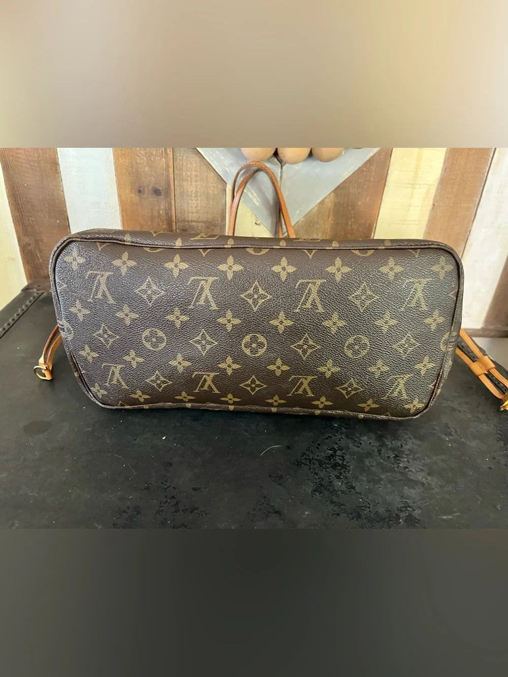 Authentic Louis Vuitton Neverfull MM monogram canvas tote